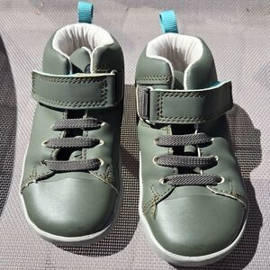 Ten Little Mid Top Sneakers Toddler Size 8